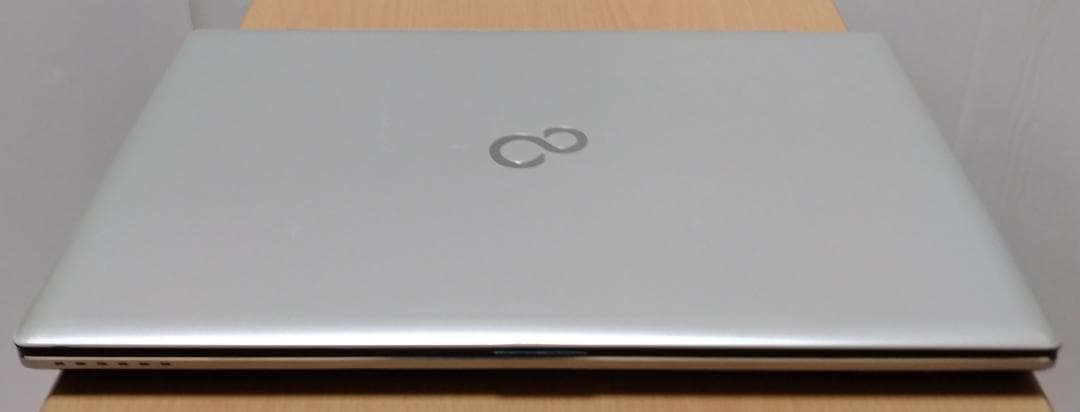 訳あり特価!富士通 8世代Core i7 SSD1Tメモリ16G 17.3インチ