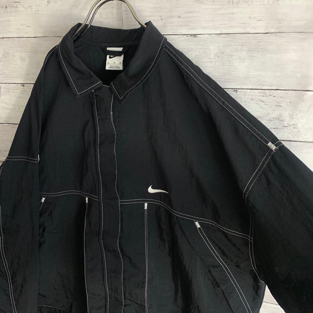 古着 ナイキ NIKE ナイロンジャケット 刺繍ロゴ 白ステッチ