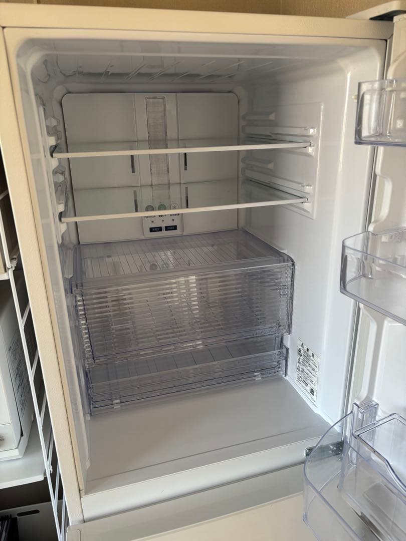 シャープ　ノンフロン冷凍冷蔵庫　SJ-PD28H-W