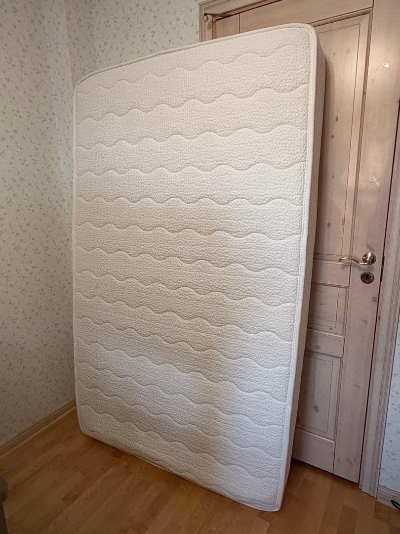 【送料無料】NELLマットレス　セミダブル初期型