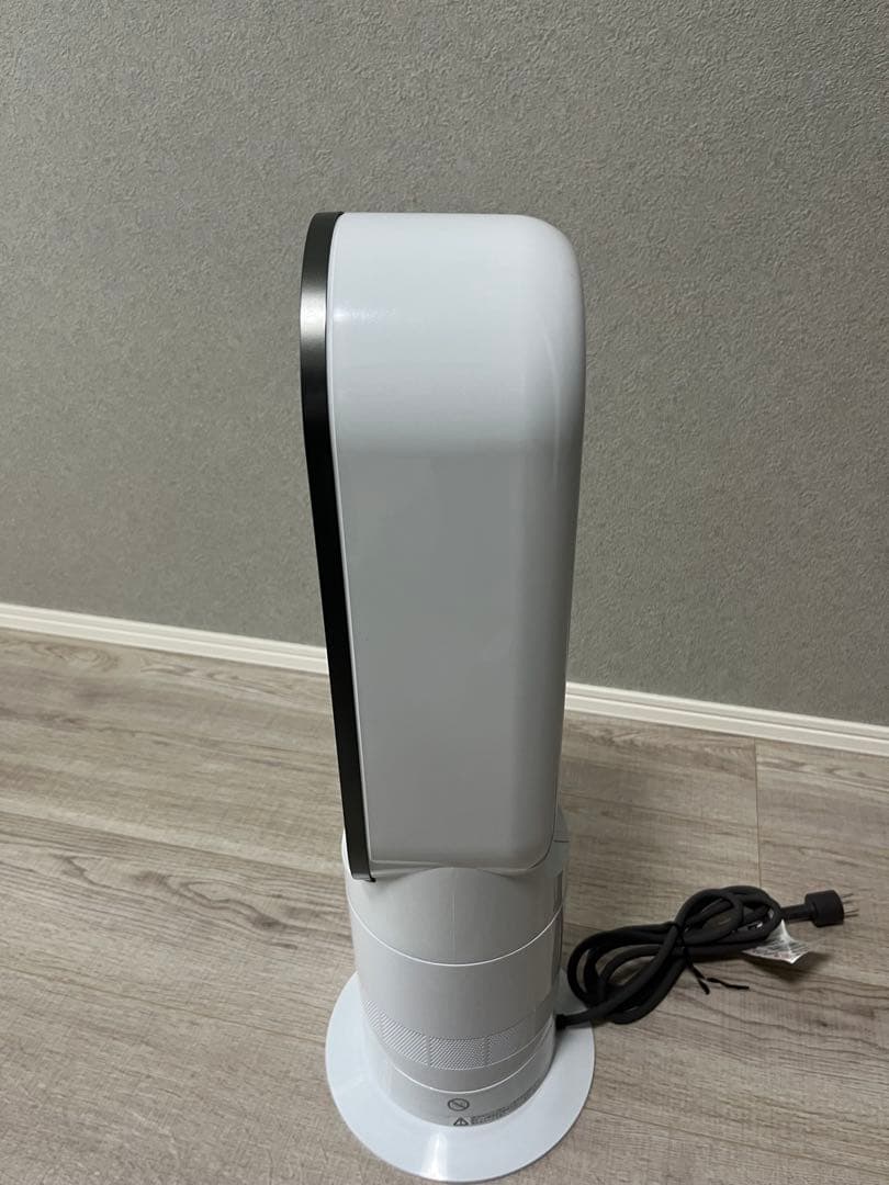 【美品】2024年製　dyson ダイソン　AM09 hot+cool