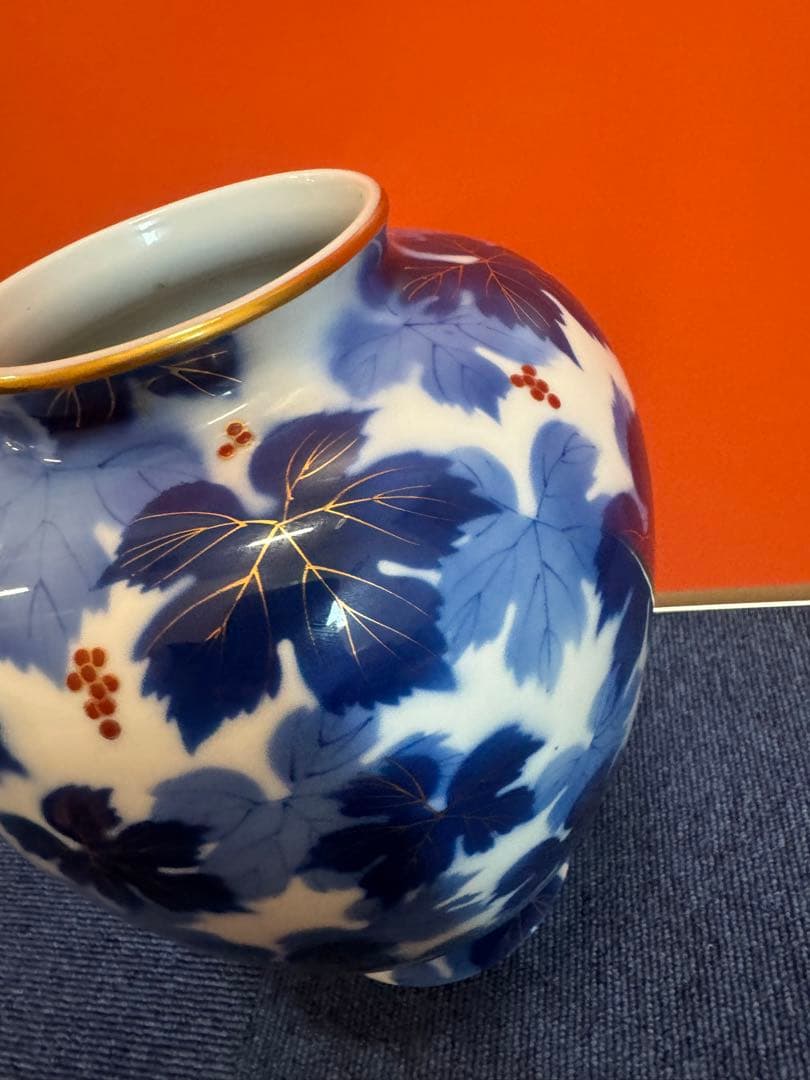 2002 深川製磁　葡萄瑠璃　花瓶　金彩