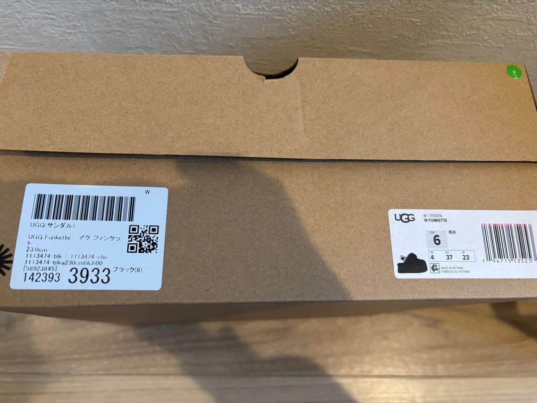 UGG Funkette / アグ ファンケット　ブラック　23