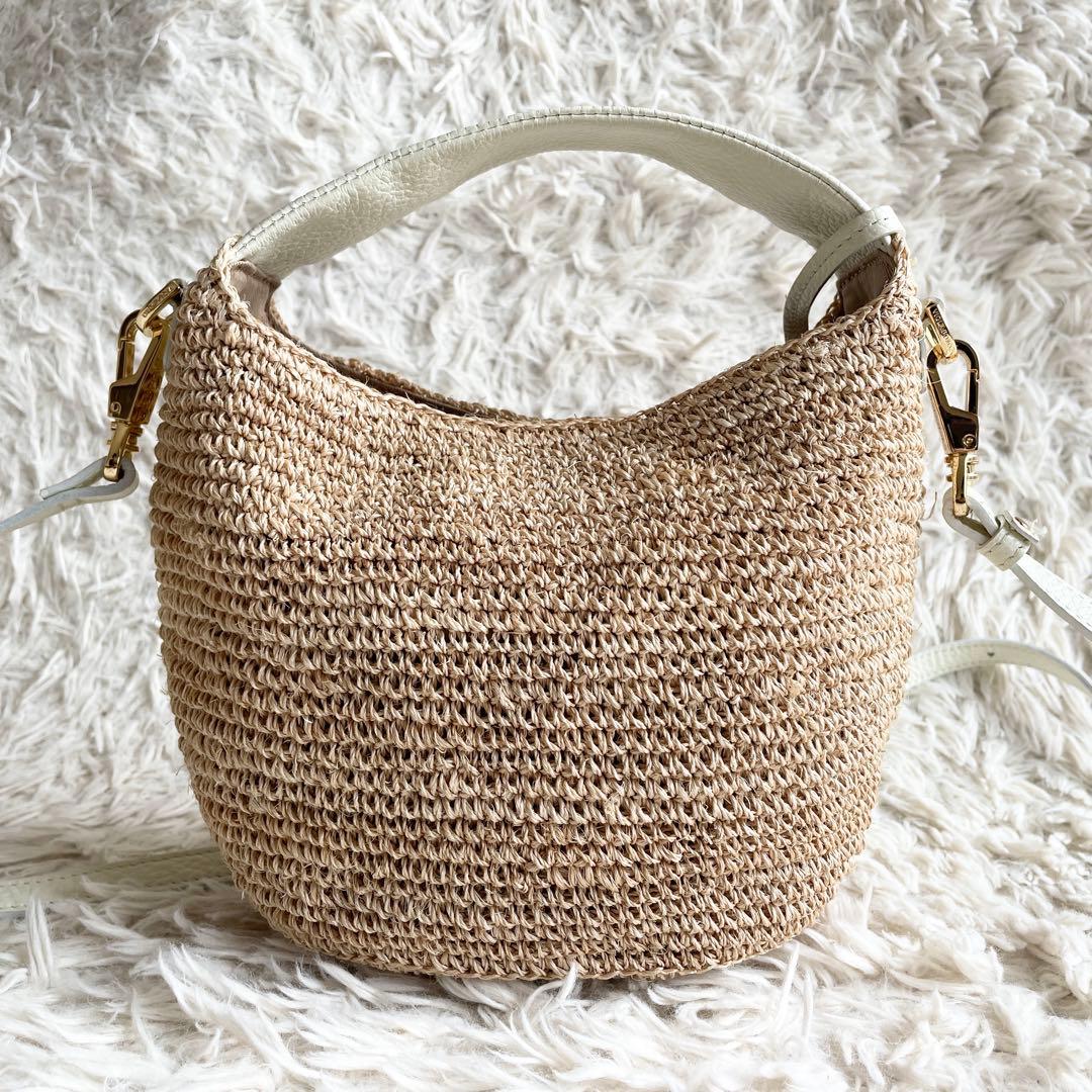 未使用級 ヴィオラドーロ 2WAYワンショルダーバッグ かごバッグ タッセル 白