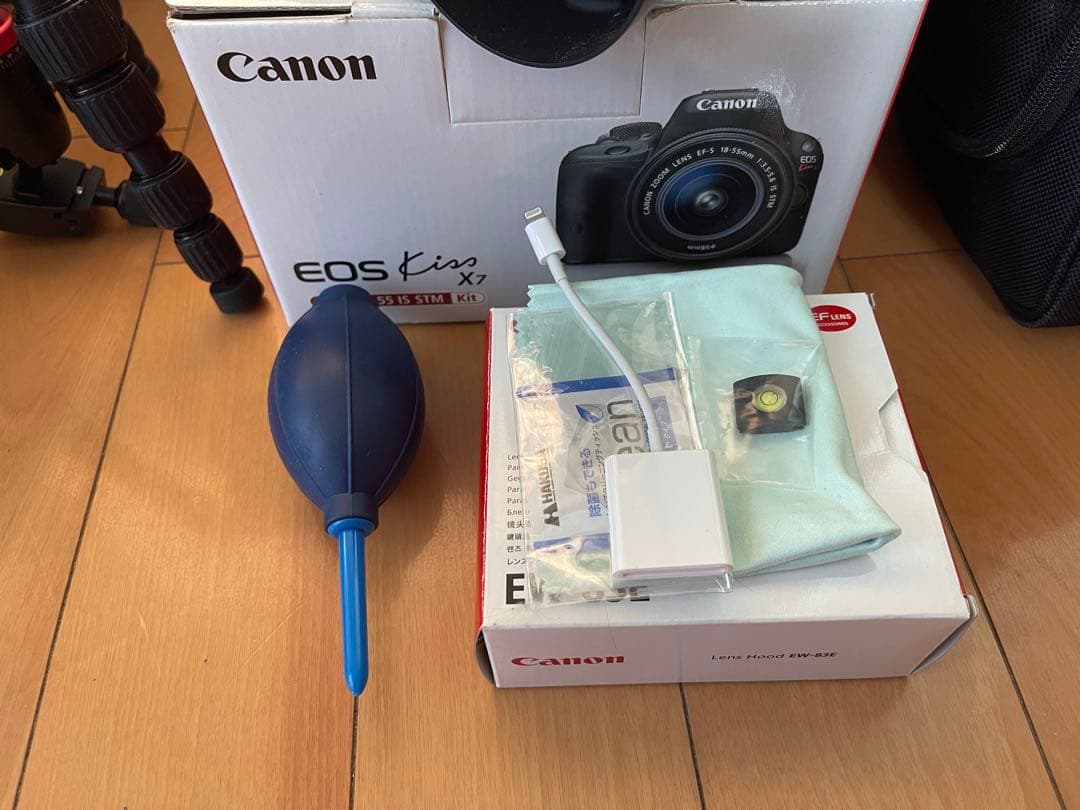 ✨*✨様 Canon eos kiss x7 その他諸々（レンズ3本、バッグ、三