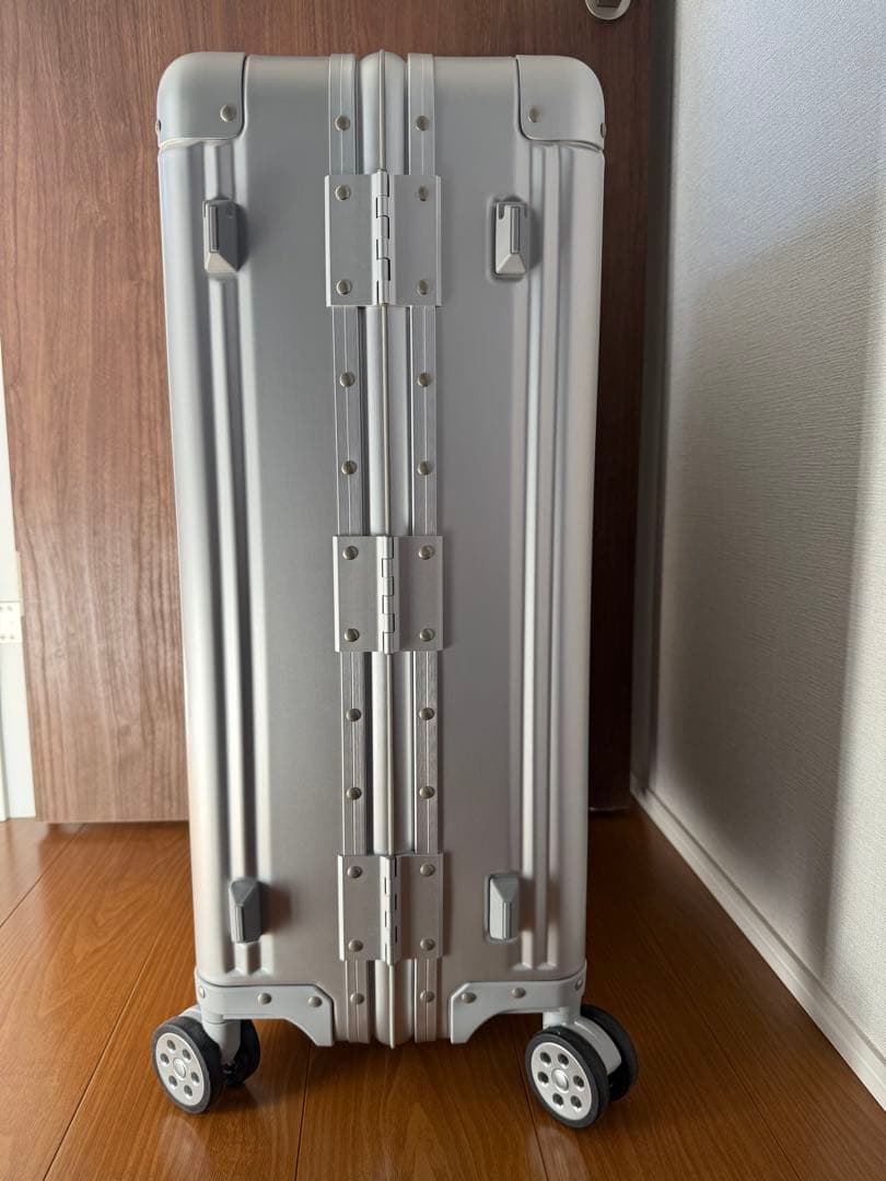 Mercedes-Benz キャリーケース　65リットル　新品　最安値