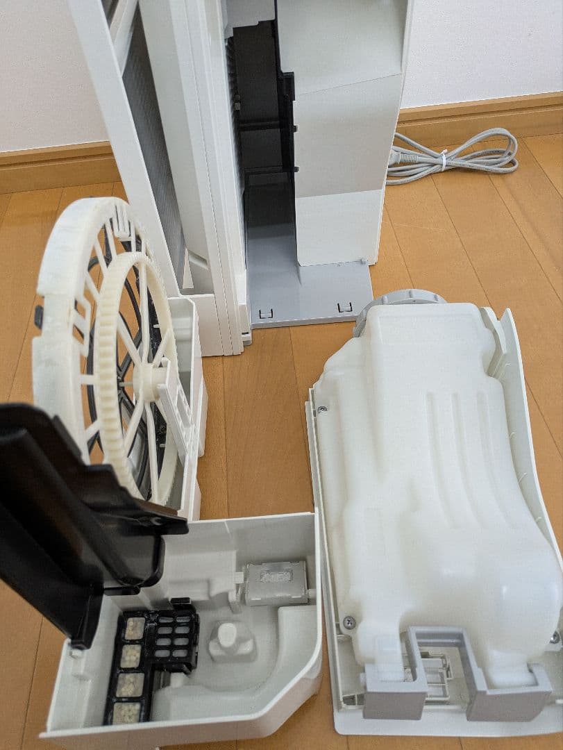 2023年製　Panasonic F-VC55XV 加湿空気清浄機