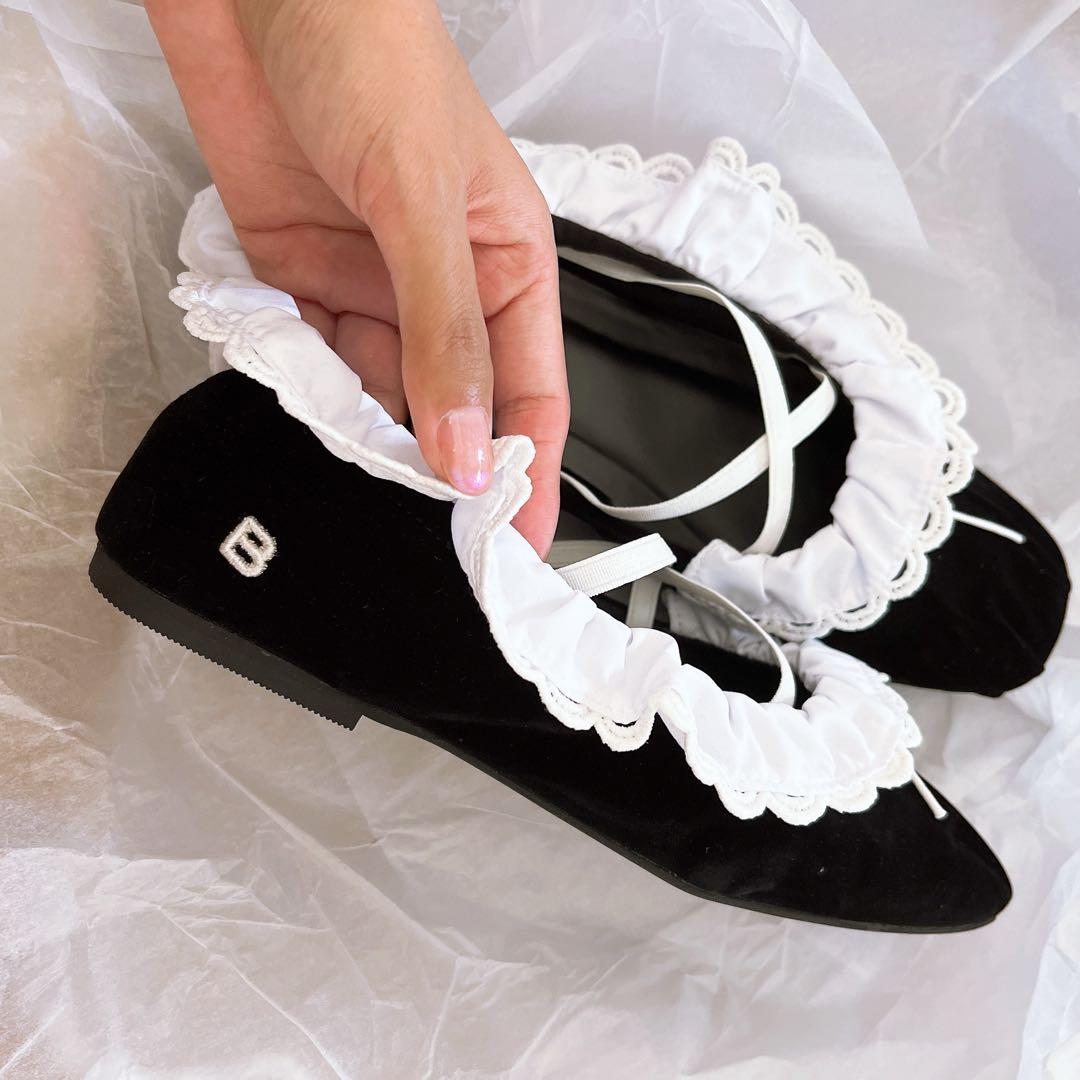 B. LACE BALLERINAS ビビィフラットバレエシューズ