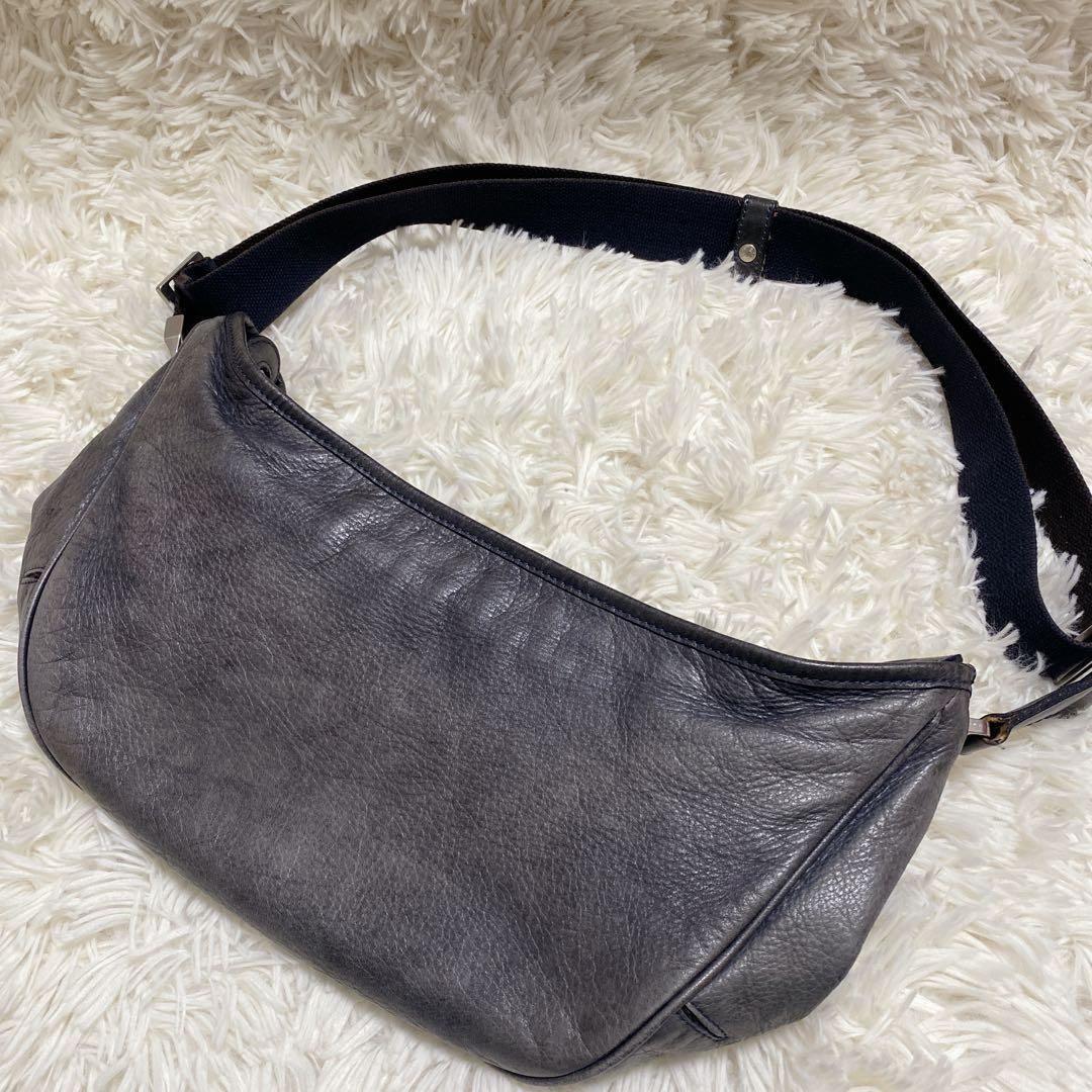 希少カラー【aniary/アニアリ】ショルダーバック　舟型　レザー　グレー