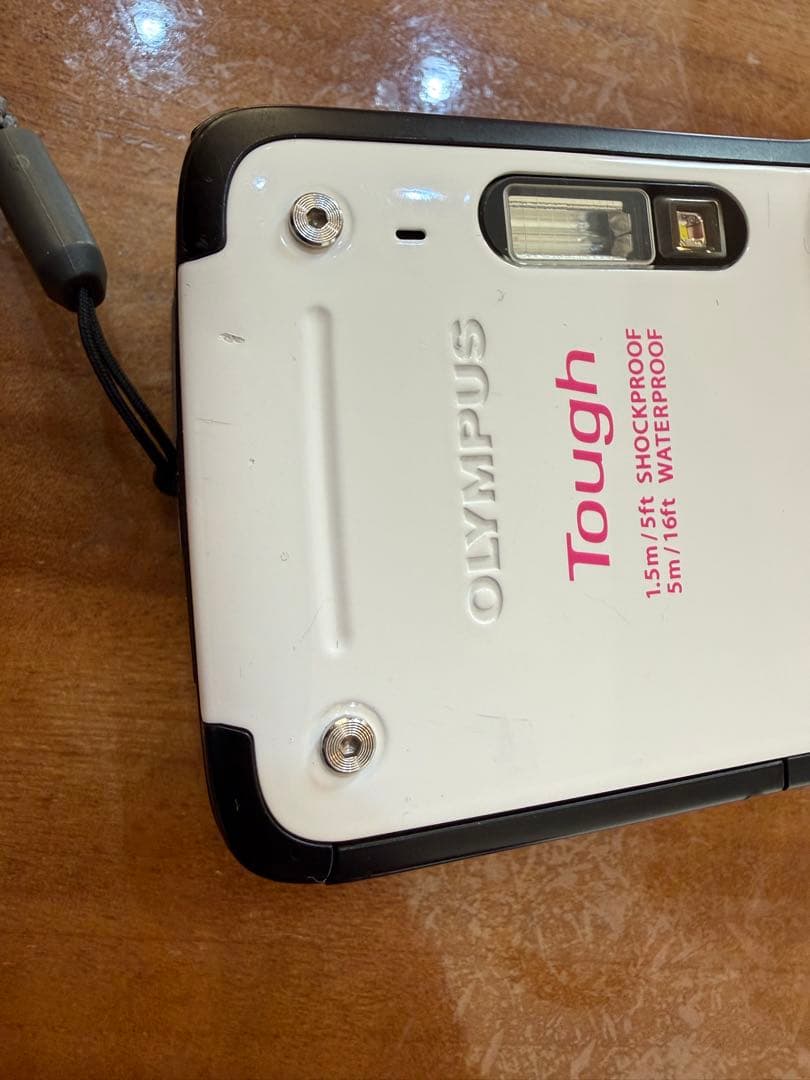 本体美品 オリンパス Tough TG-620デジタルカメラ