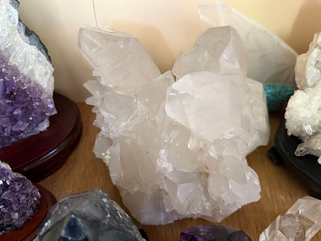 tomokazuです 水晶　クラスター　5188g