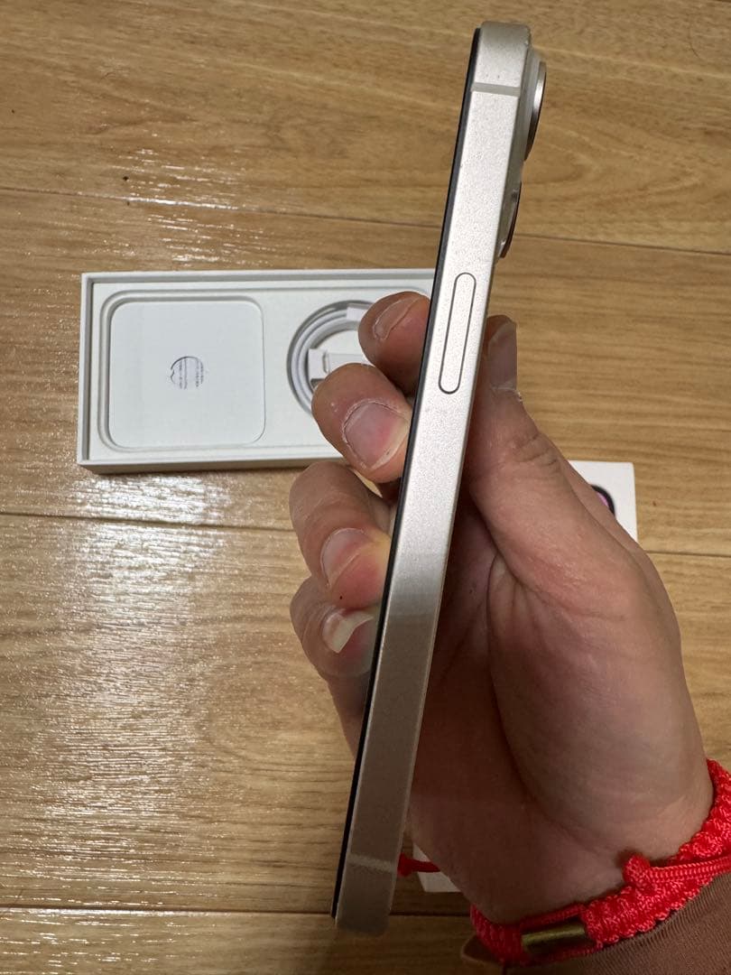 iPhone 14 Simフリー バッテリー91%