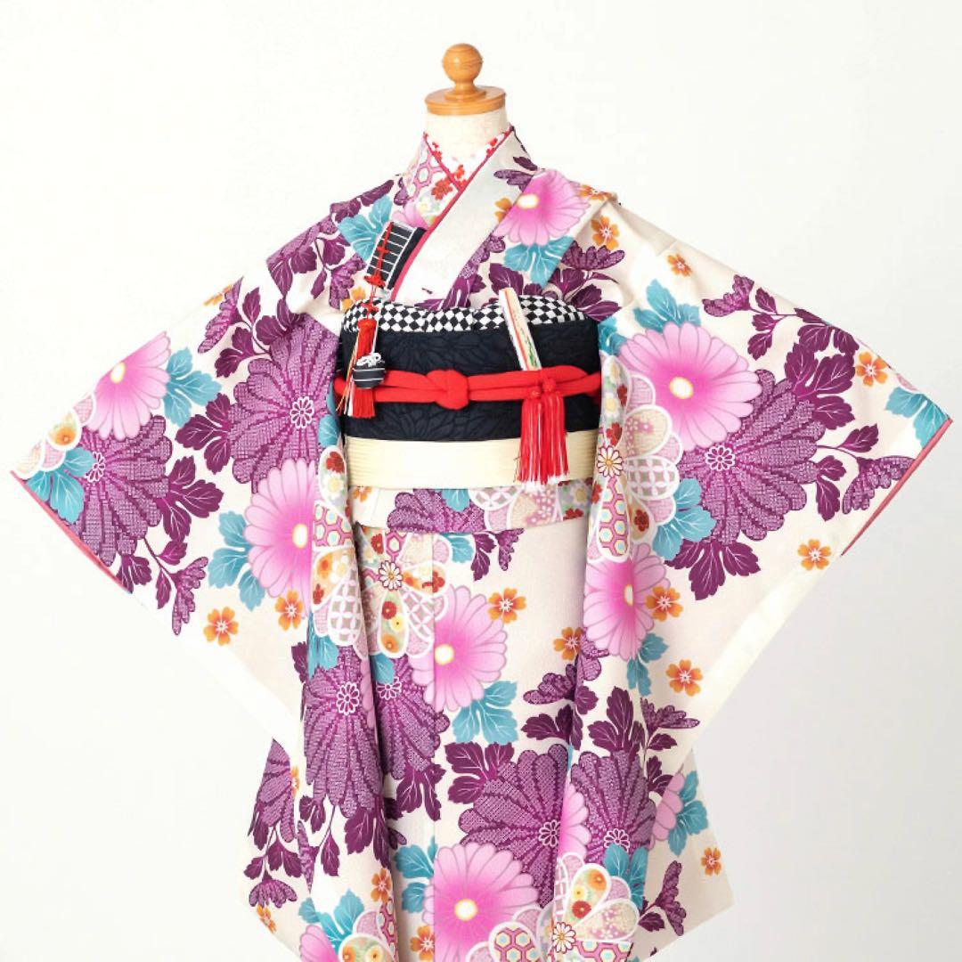 【限定値下げ】新品未使用✴︎ しつけ糸付　7歳　着物　襦袢セット✴︎