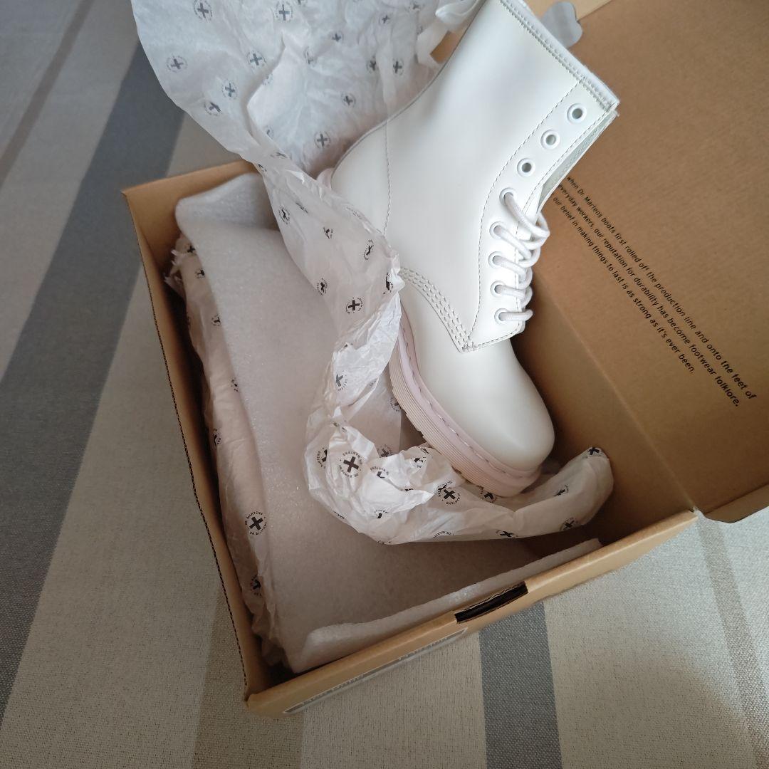 Dr. Martens 新品未使用 ホワイト ブーツ