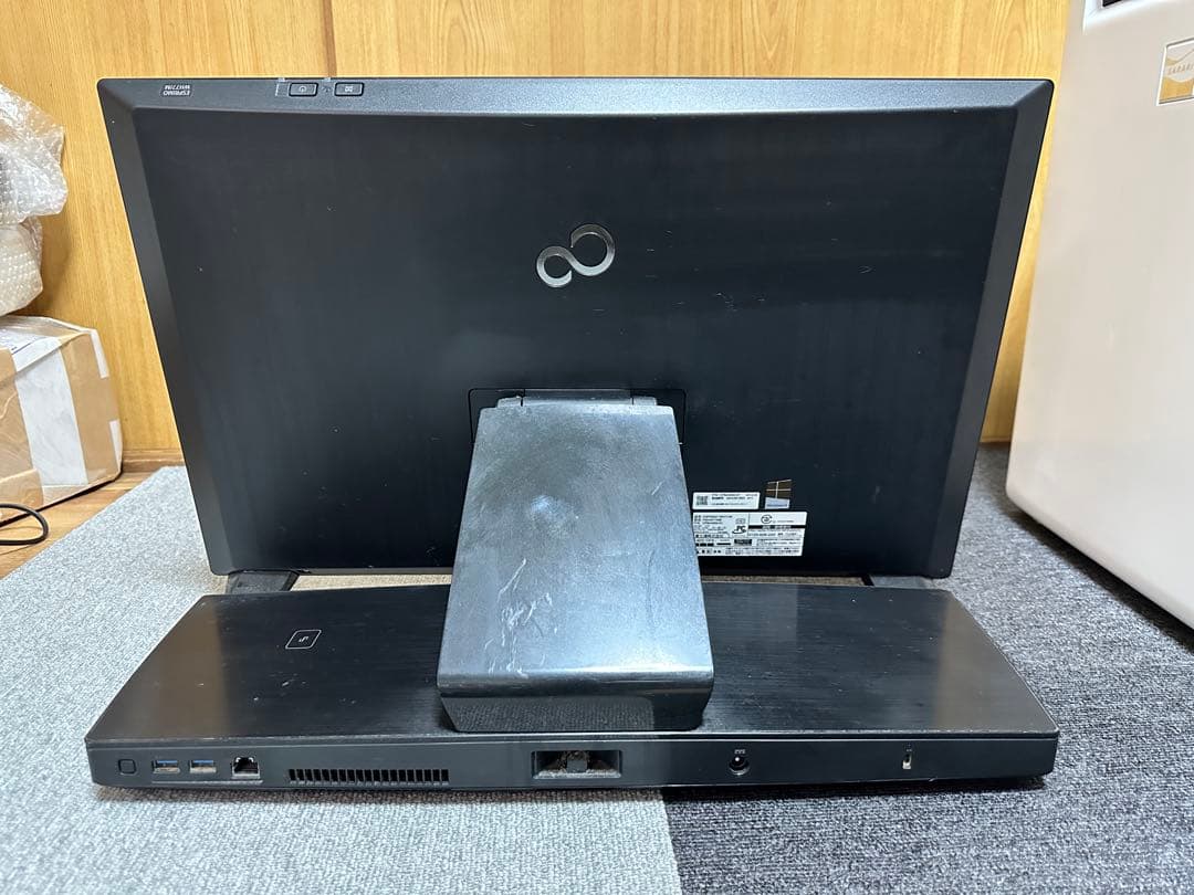 富士通 ESPRIMO WH77/M i7/8GB/2TB Office付き