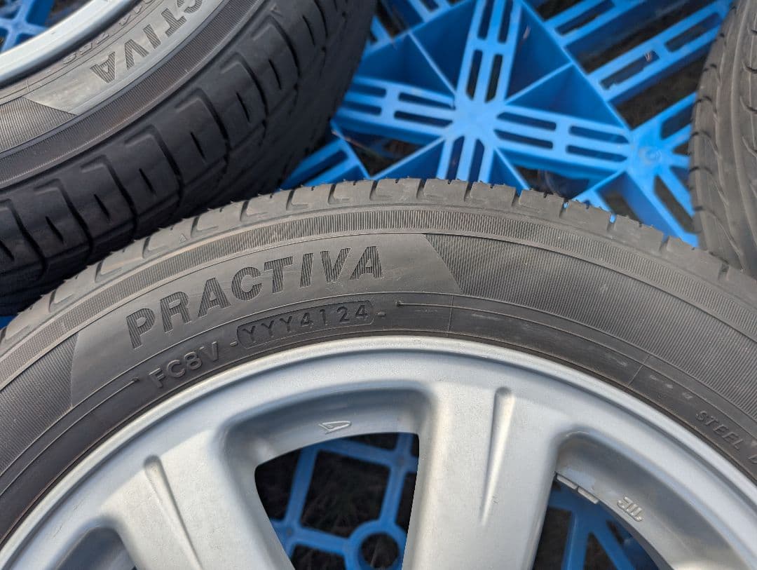 ①中古品 ダイハツタント2024製タイヤ付き純正ホイール4本セットの2本