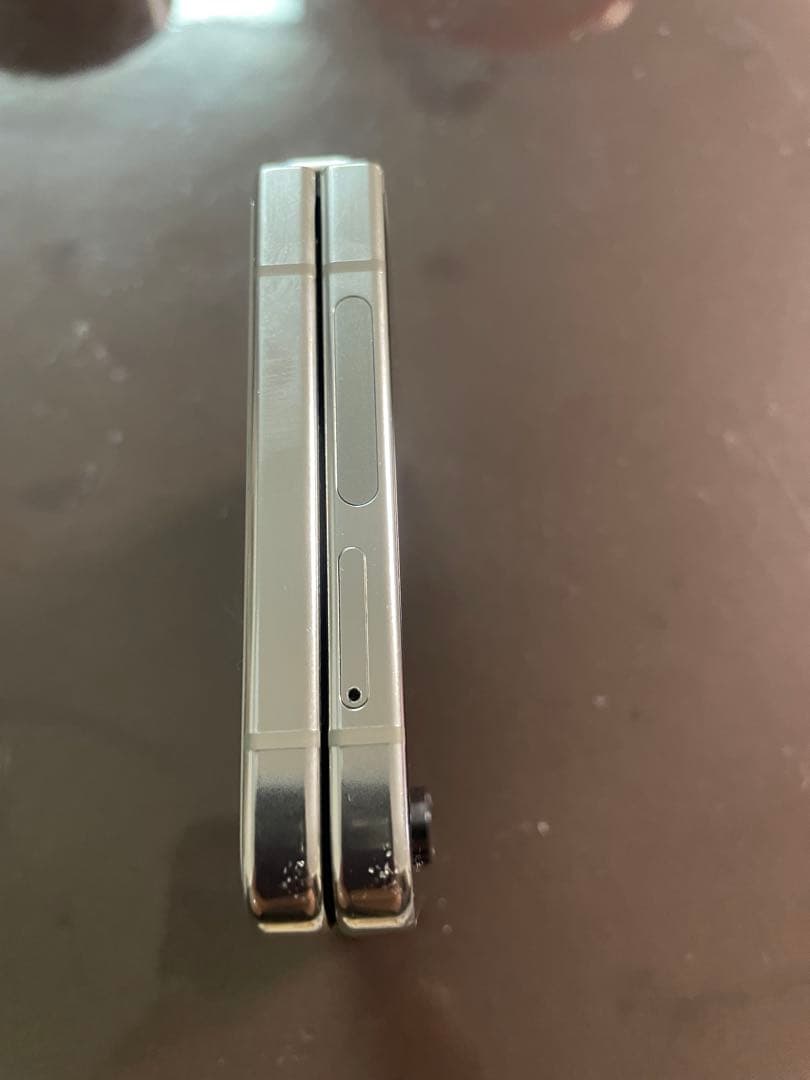 Galaxy Z Flip 5 256GB SCG23 ジャンク