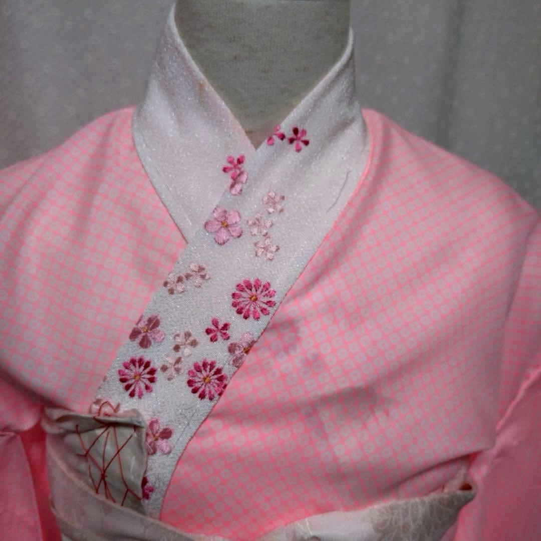 七五三　女の子　７歳　正絹着物　長襦袢　袋帯　御所車花文　暈し染め　金彩　逸品