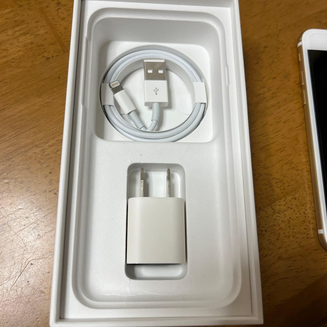 新品未使用 iPhone7 32GB