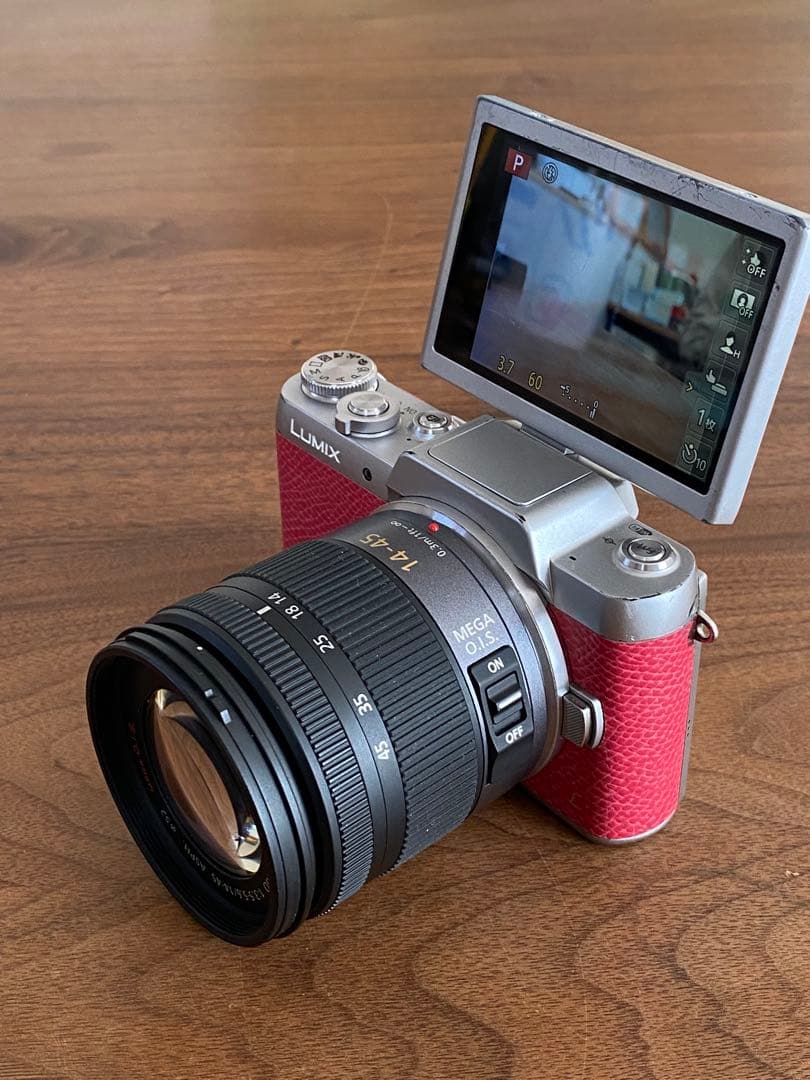 Panasonic LUMIX GF7ミラーレスカメラ 14-42mm 動作品