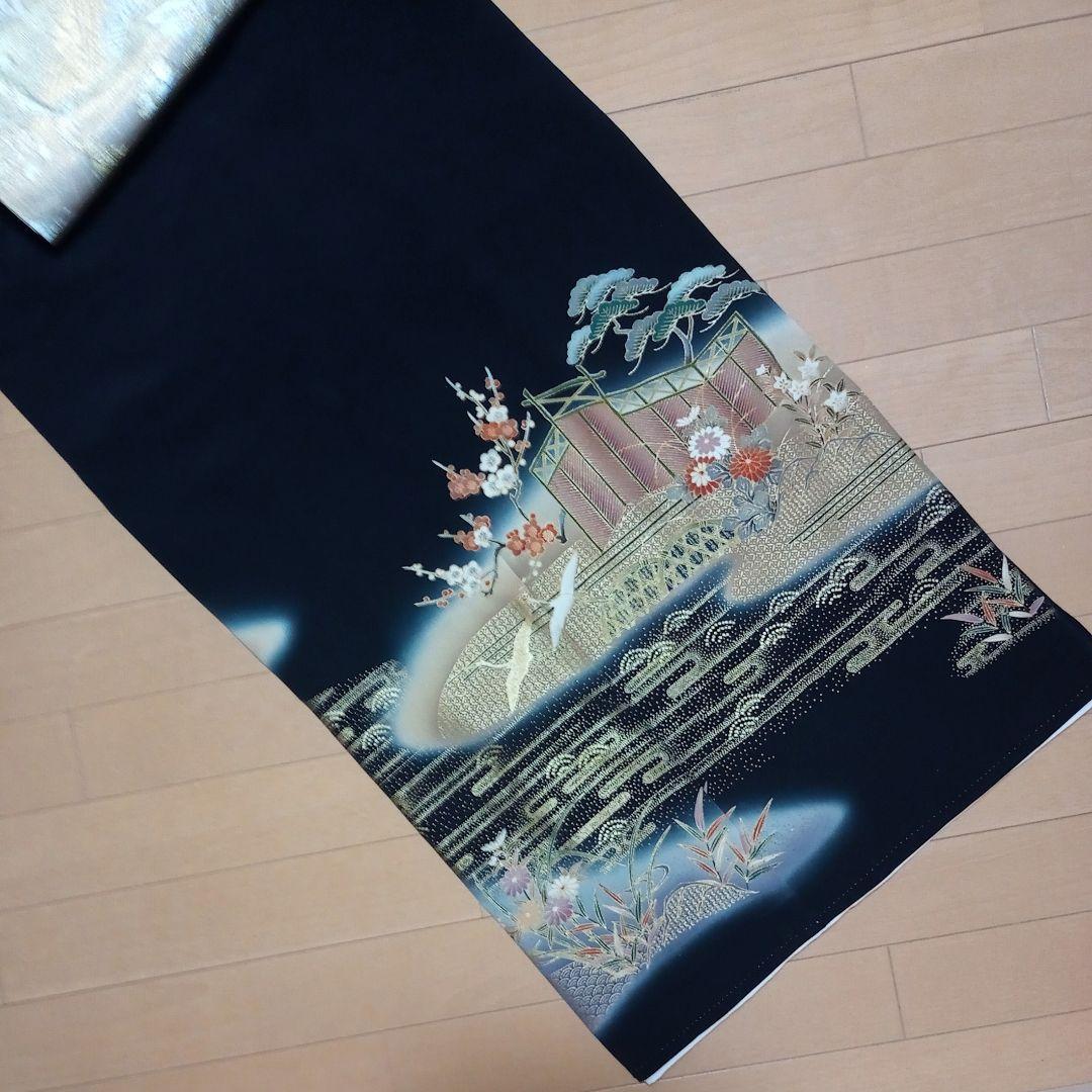 D02限定価格！☆USED美品☆ 結婚式 金彩 豪華 黒留袖6点セット