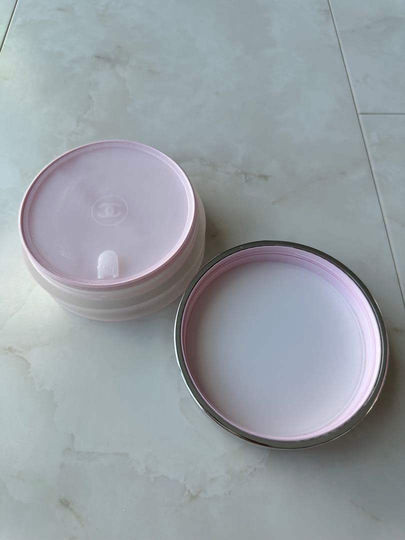 シャネル ボディクリーム　チャンス　オータンドゥル