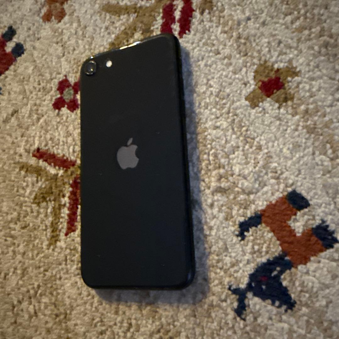スマートフォン本体 Apple iPhone se 128GB