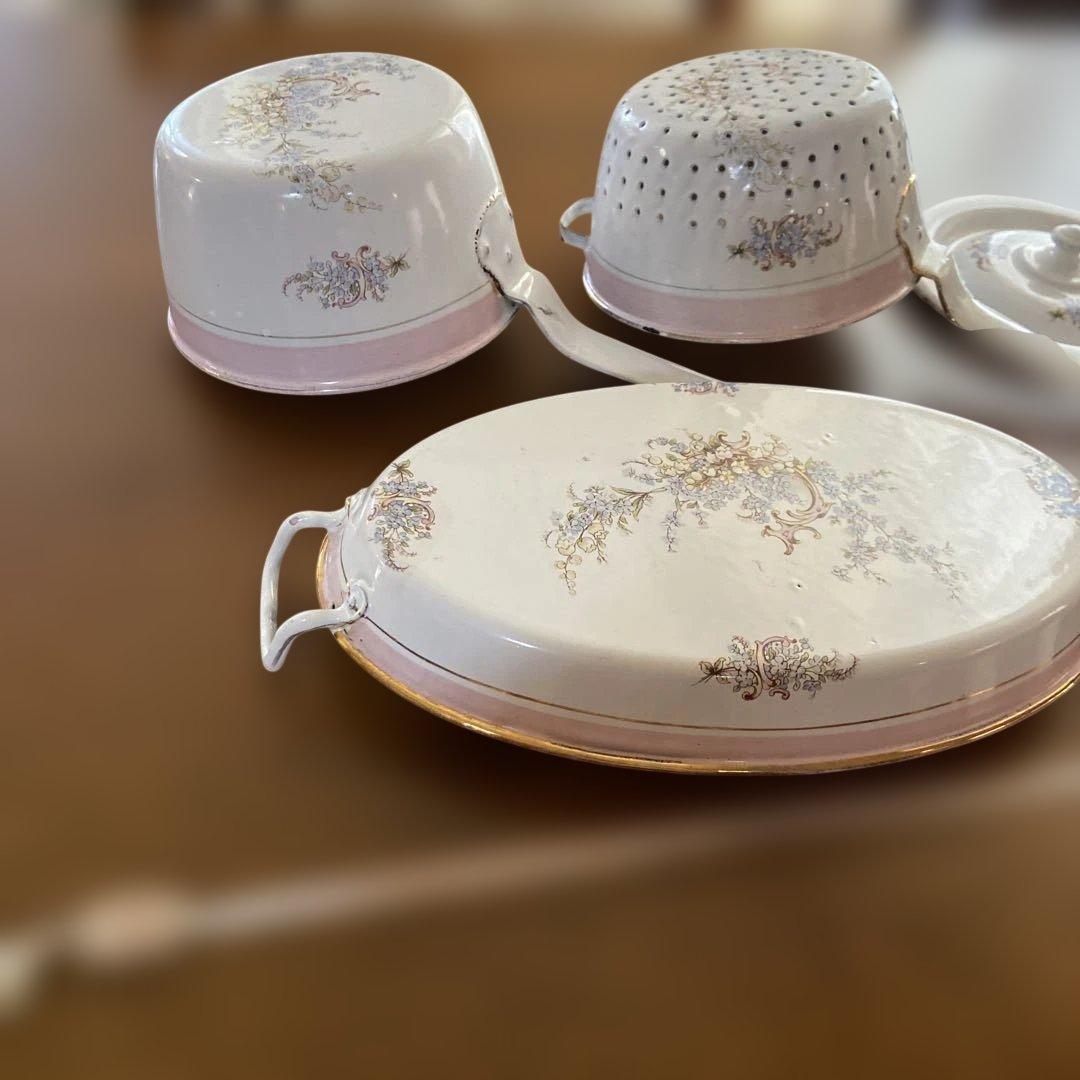 フランスアンティークホーロー