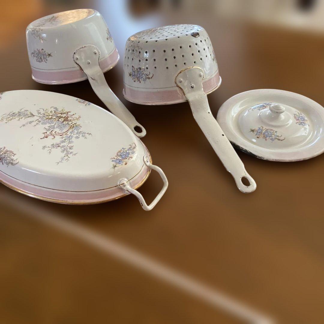 フランスアンティークホーロー