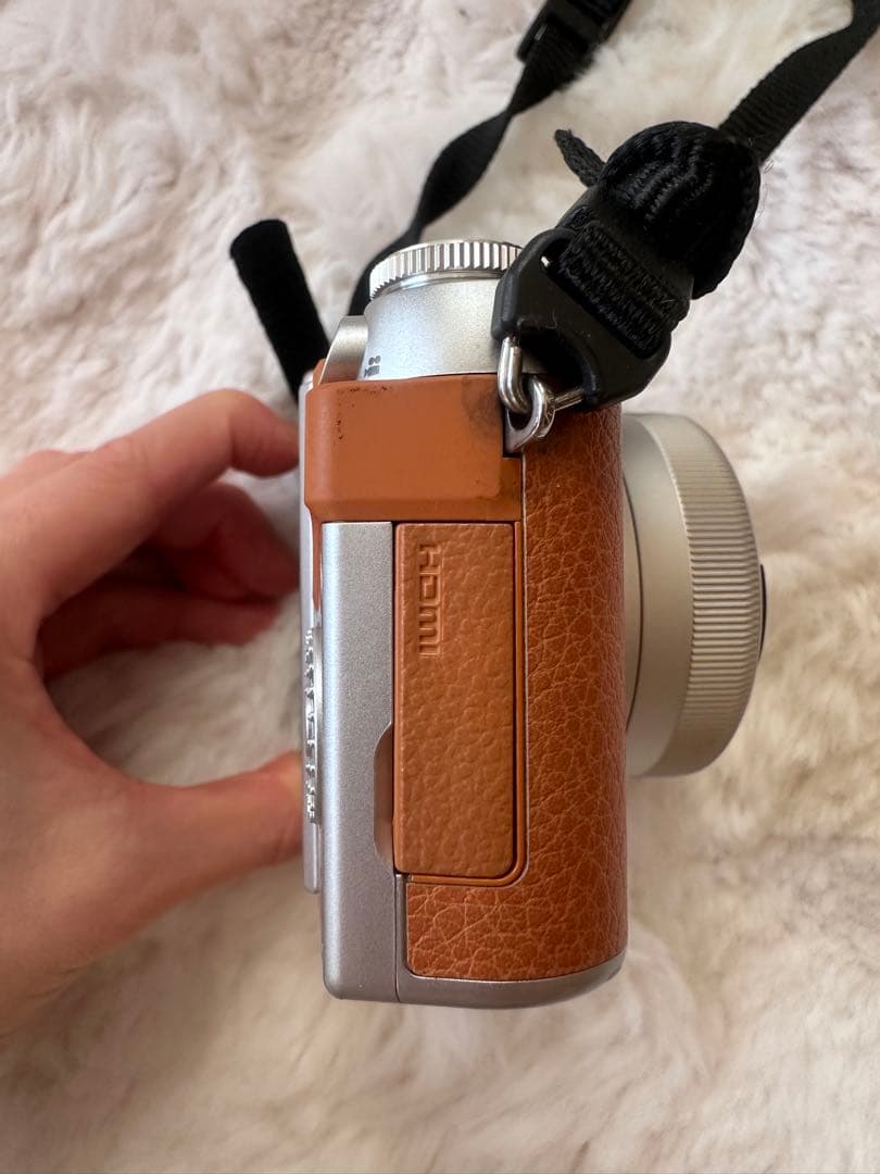 パナソニック ミラーレス一眼 カメラ DMC-GF7 ダブルズームレンズキッ