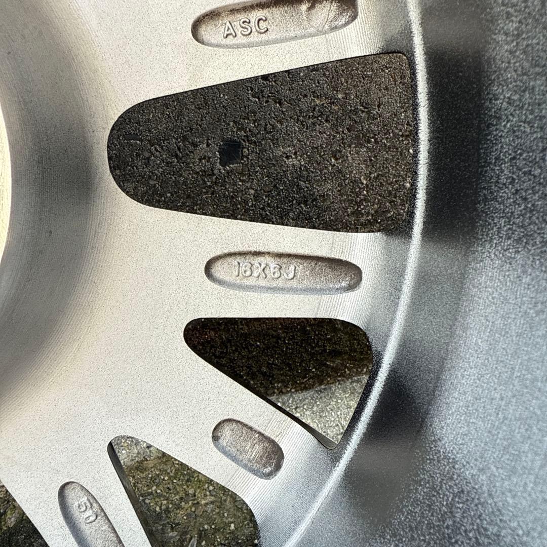 80ヴォクシー 新車外し　純正タイヤ・ホイール 16インチ 4本セット