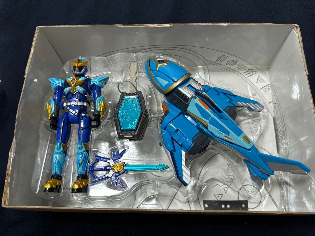 美品　魔弾戦記リュウケンドー　マダンアクアシャーク