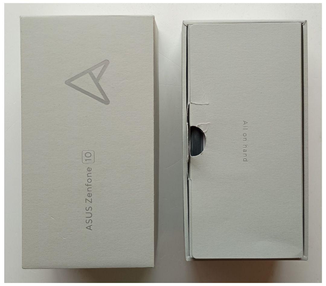 ASUS Zenfone10 8GB/128GB ミッドナイトブラック【国内版】