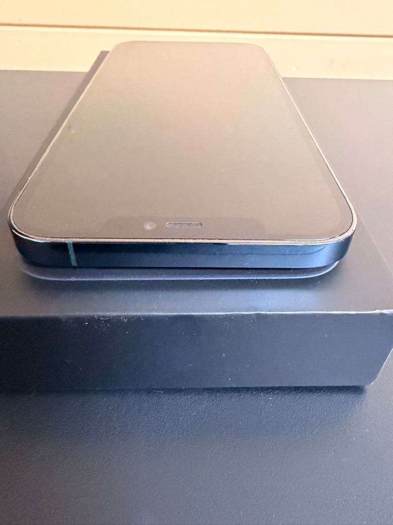 【美品】iPhone12ProMax 本体 256GB SIMフリー