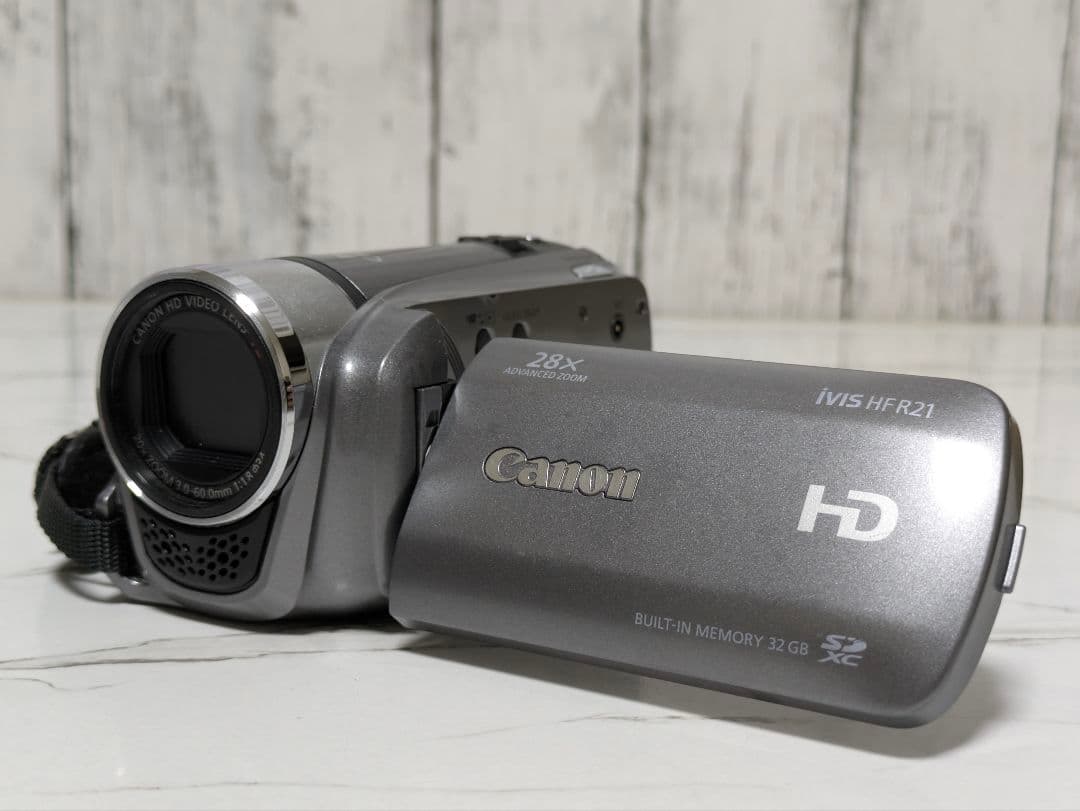 Canon　iVIS HF R21