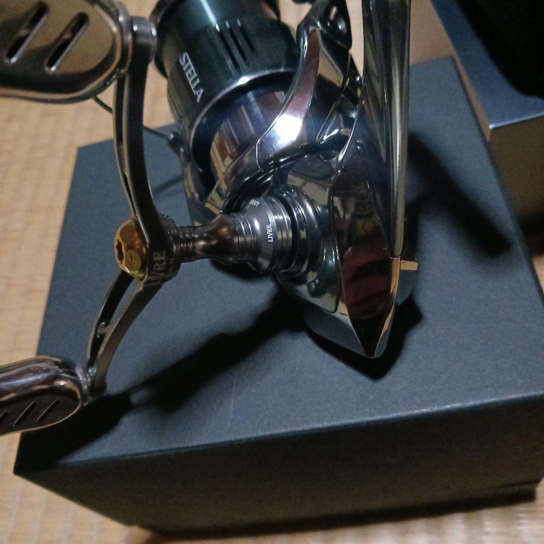 シマノ22ステラ C3000SDHG　リブレハンドル付き