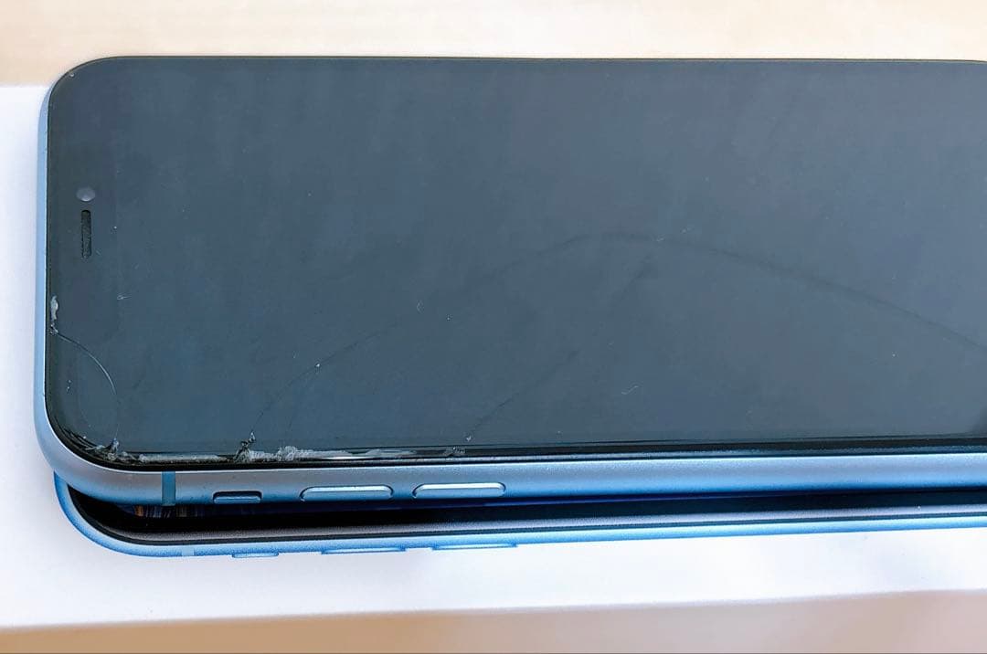 傷有り⚠︎送料込み◎匿名配送◎ iPhone XR 256GB ブルー 付属品あり