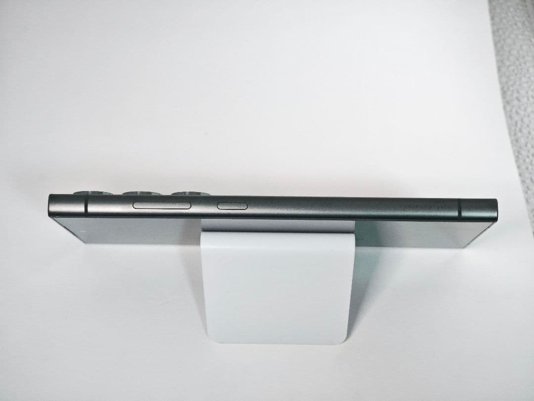 【Aランク】Galaxy S24Ultra 512GB 韓国版チタニウムブラック