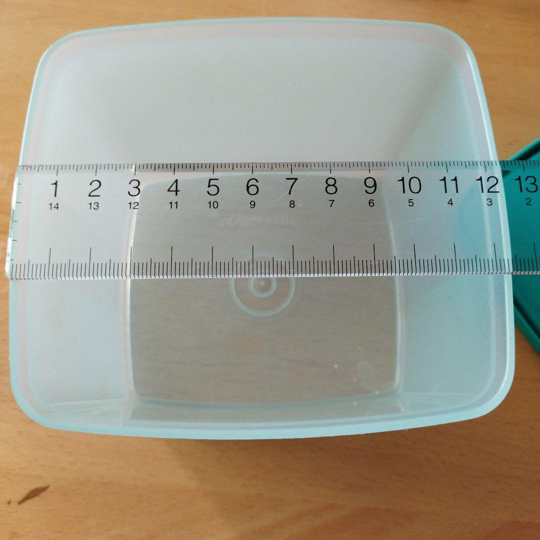 未使用　タッパーウェア　マキシクィーンデコレーター1個 タッパー2個 セット