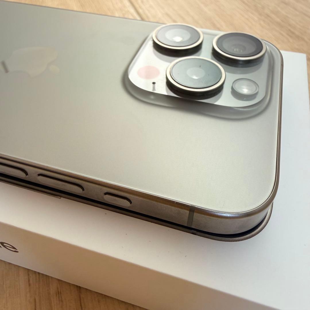 iPhone 15 Pro 128GB ナチュラルチタニウムSIMフリー