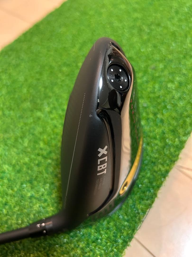 onoff kuro ドライバー 10.5° 純正シャフト ヘッドカバー付き