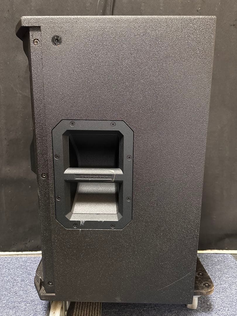 Electro-Voice ETX-12P (3) パワードスピーカー　1個