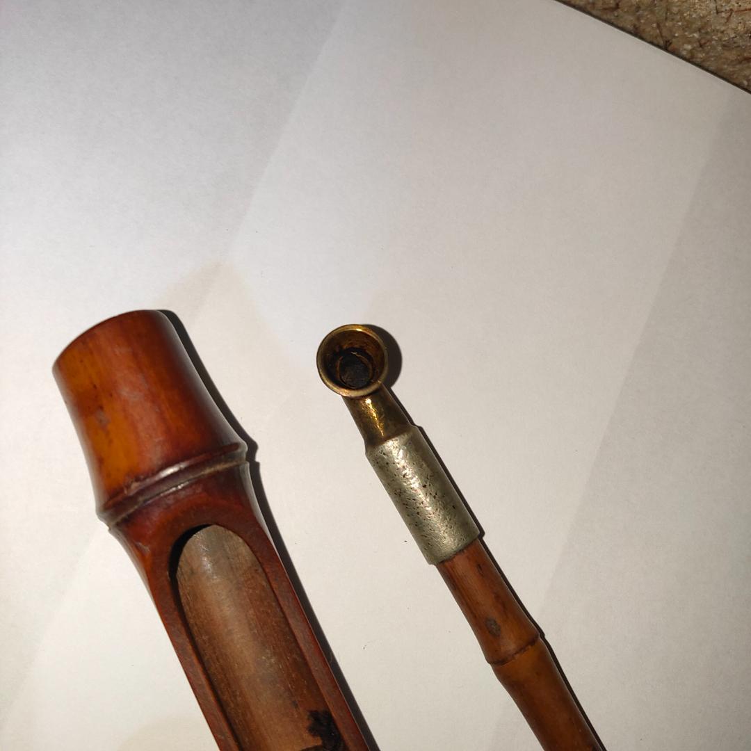 キセル　キセルケース　煙草入れ　古民家　蔵出し　骨董　根付　煙管　煙管入れ　木製