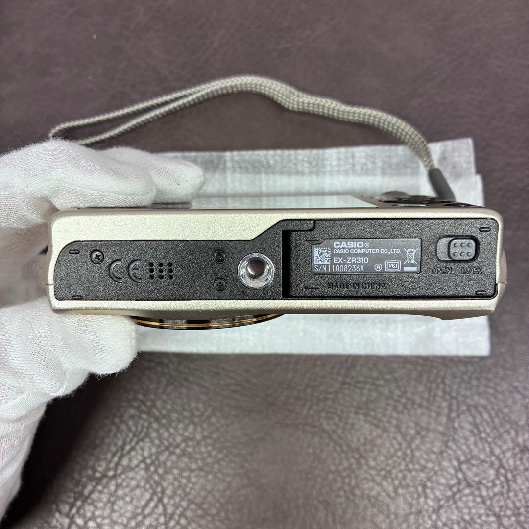 【美品】CASIO EXILIM EX-ZR310 シルバー