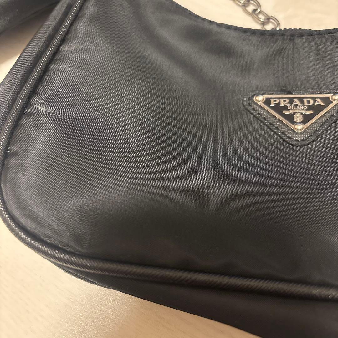 PRADA ブラック ショルダーバッグ 取り外しポーチ付き