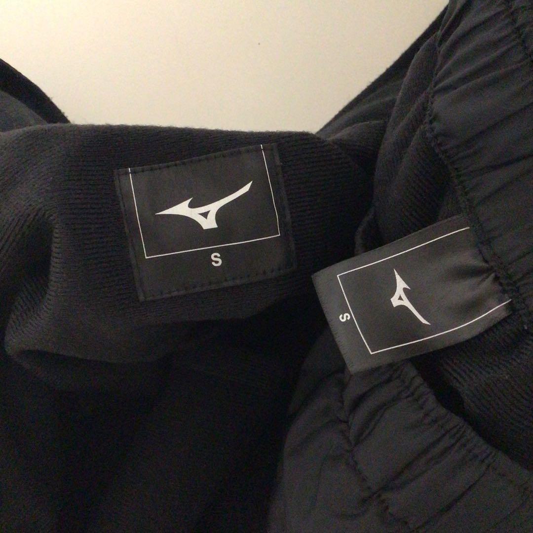 ミズノ ブレスサーモ ウインドブレーカー 上下セット 黒金 S メンズ