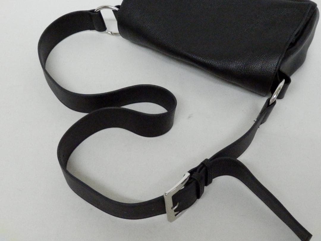 MH393 BEARDSLEY 2way レザーボディバッグ ブラック