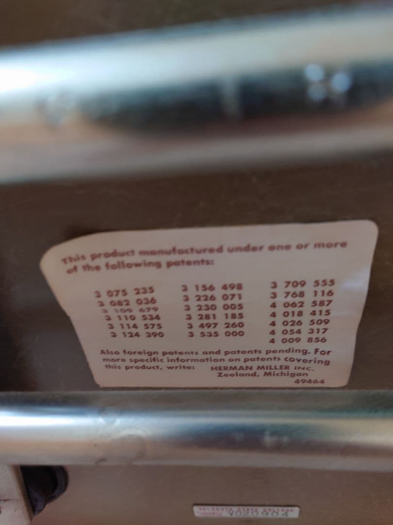 イームズ シェルチェア Herman Miller スクールベース ナロー