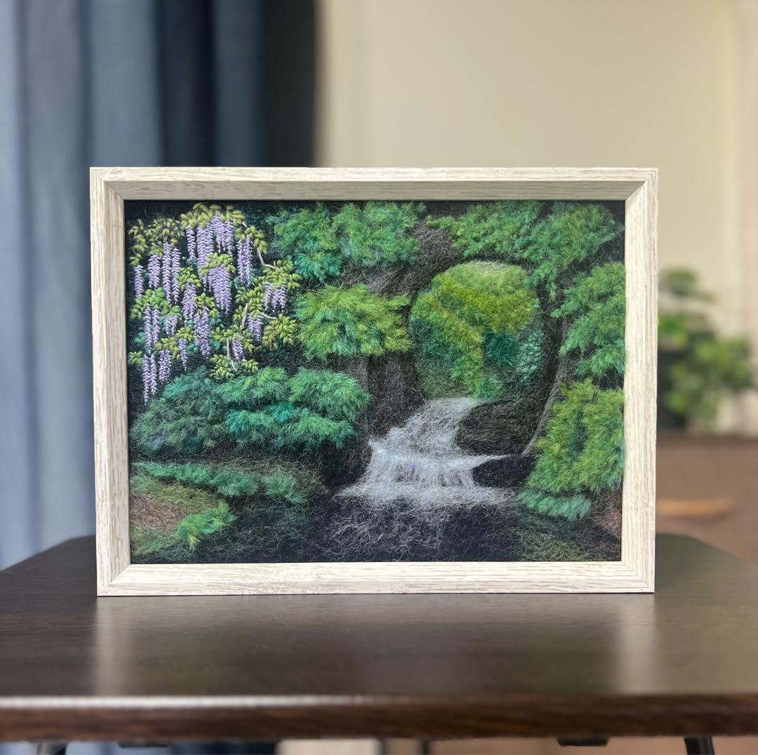 ゼ*ロ様 羊毛フェルト　羊毛絵画『山藤萌ゆる新緑の渓谷』ハンドメイド　羊毛刺繍