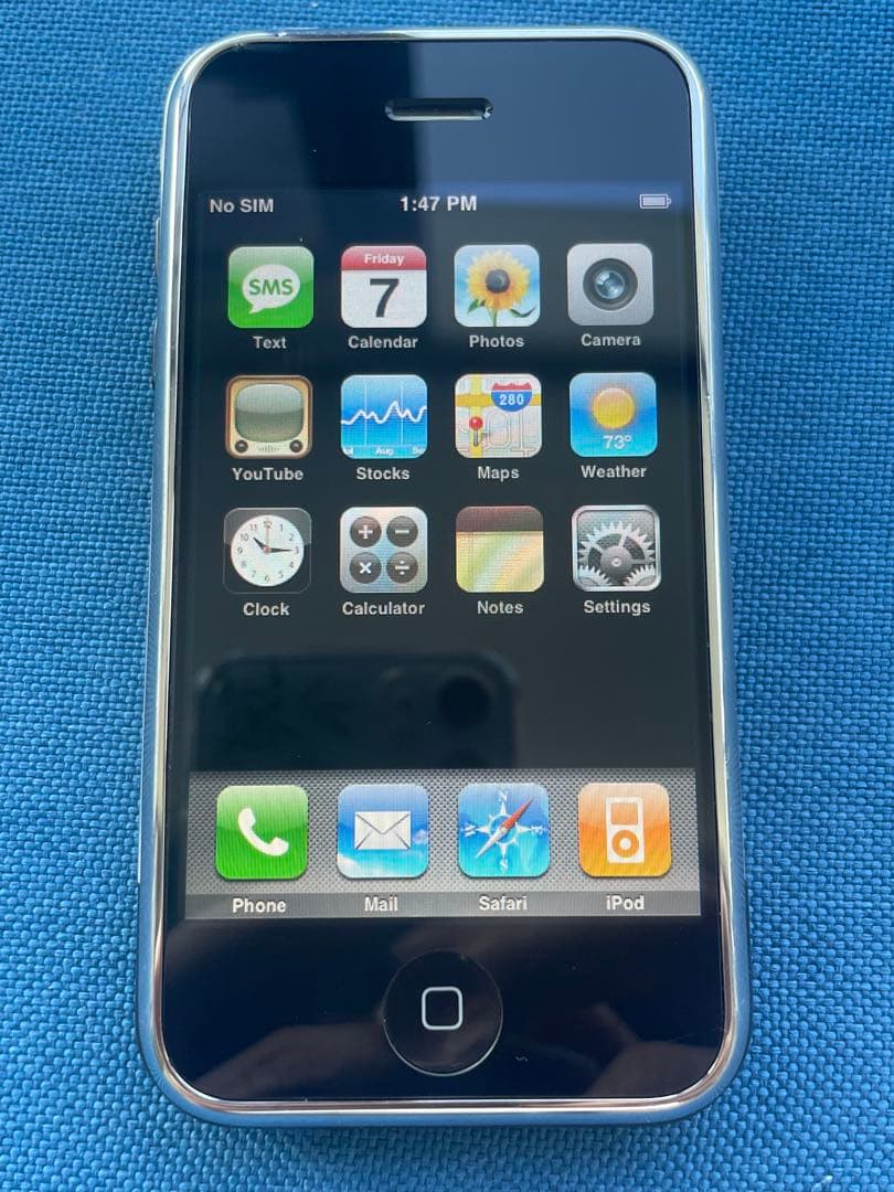 iPhone 2G 日本未発売　4GB 美品　初代　第1世代